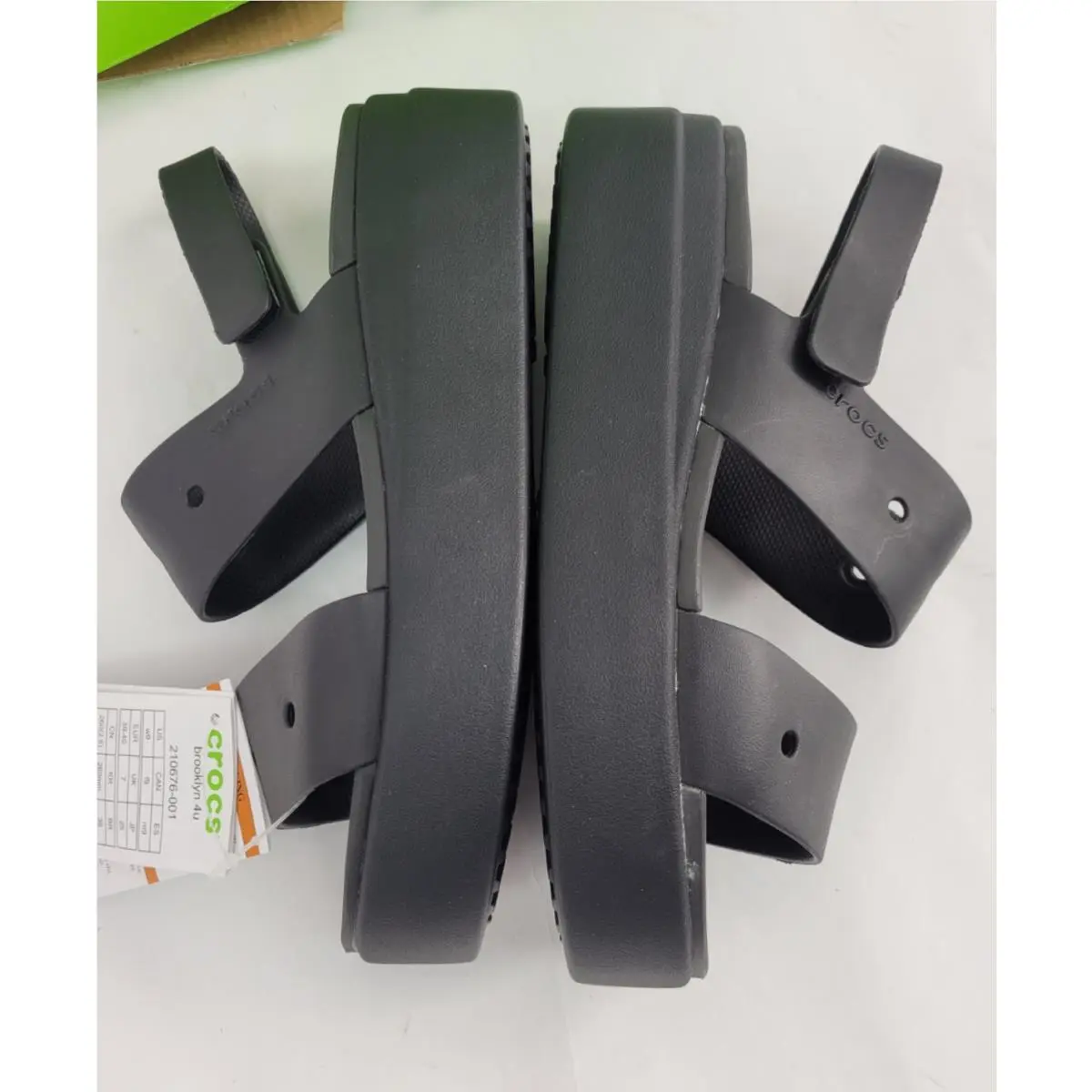 Crocs shoes - Crocs Brooklyn 4U - Brooklyn - 210676-001 - Black (UPC: 196265845644) 4