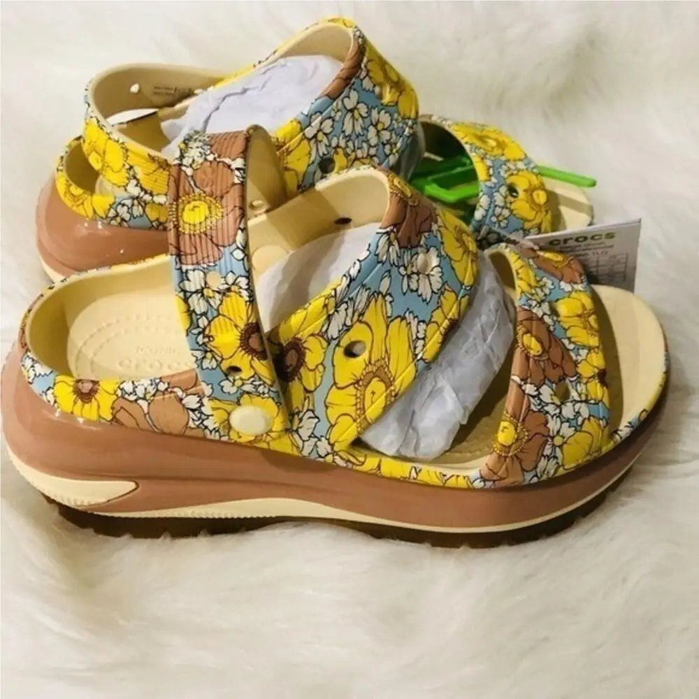 Crocs shoes - Mega Crush Retro Floral Sandal - Multicolor 4