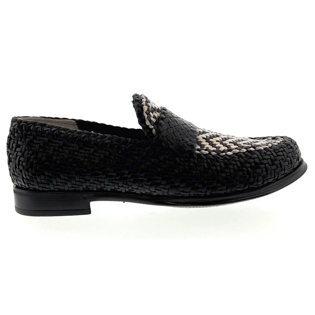 Dolce & Gabbana shoes - 0111A30063AB59189697 - 0111A30063AB59189697 - White/Black (UPC: 8057001661480) 0