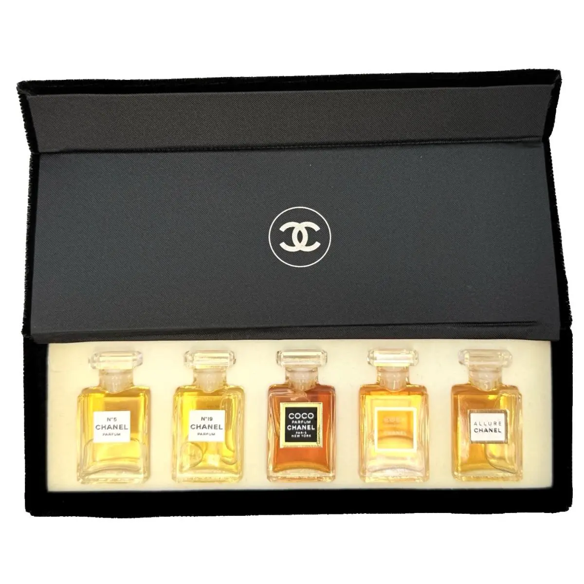 Chanel Fragrance Wardrobe N°5 N°19 Coco Mademoiselle Allure Parfum Mini Set
