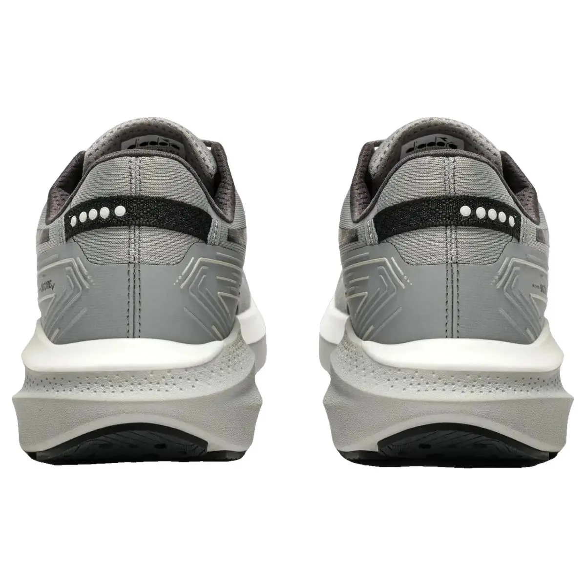 Diadora shoes - Diadora Mythos Blushield Vigore V - 182723-C0370 - Ultimate Grey/Black 9