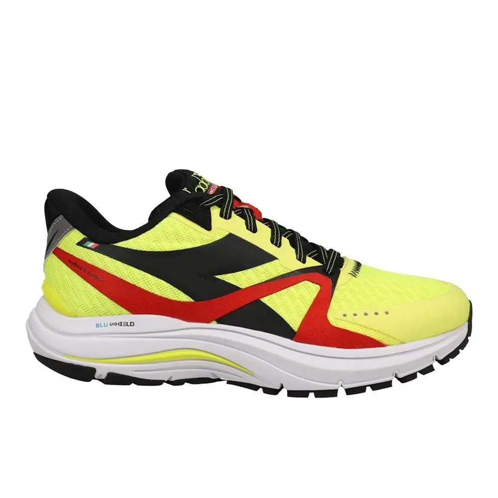 Diadora shoes - diadora Mythos Blushield 8 Vortice Running - 179087-D0273 - Yellow 4