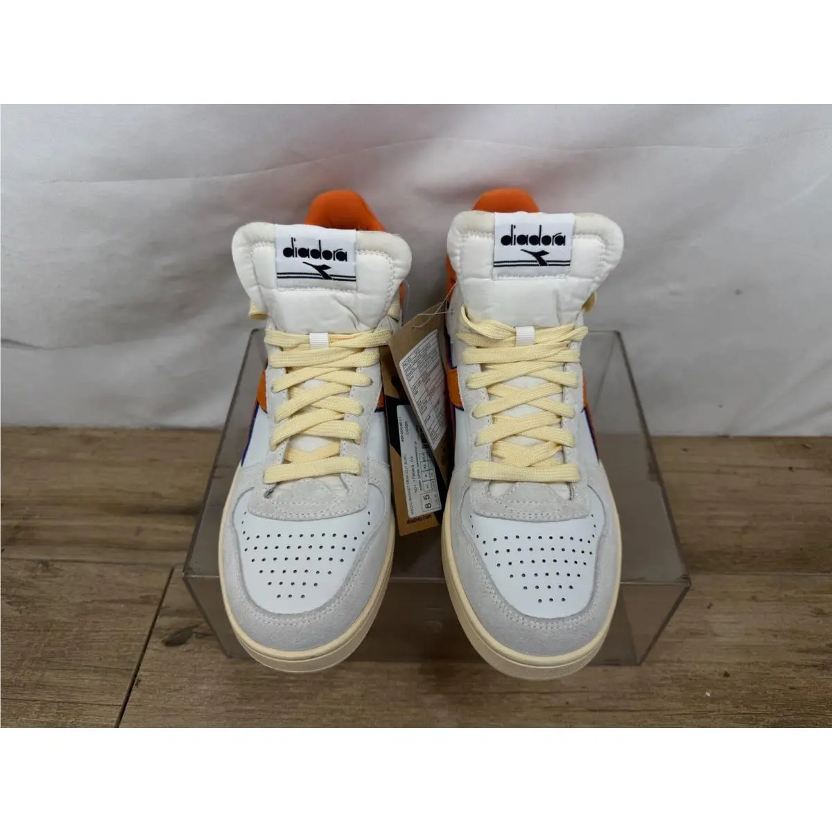 Diadora shoes - Magic Basket Demi Cut Sued - White 1