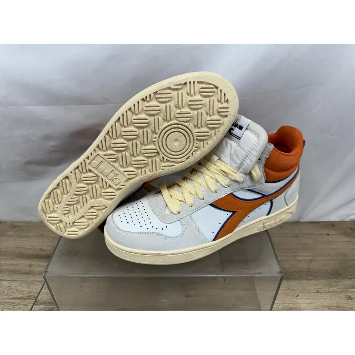 Diadora shoes - Magic Basket Demi Cut Sued - White 5