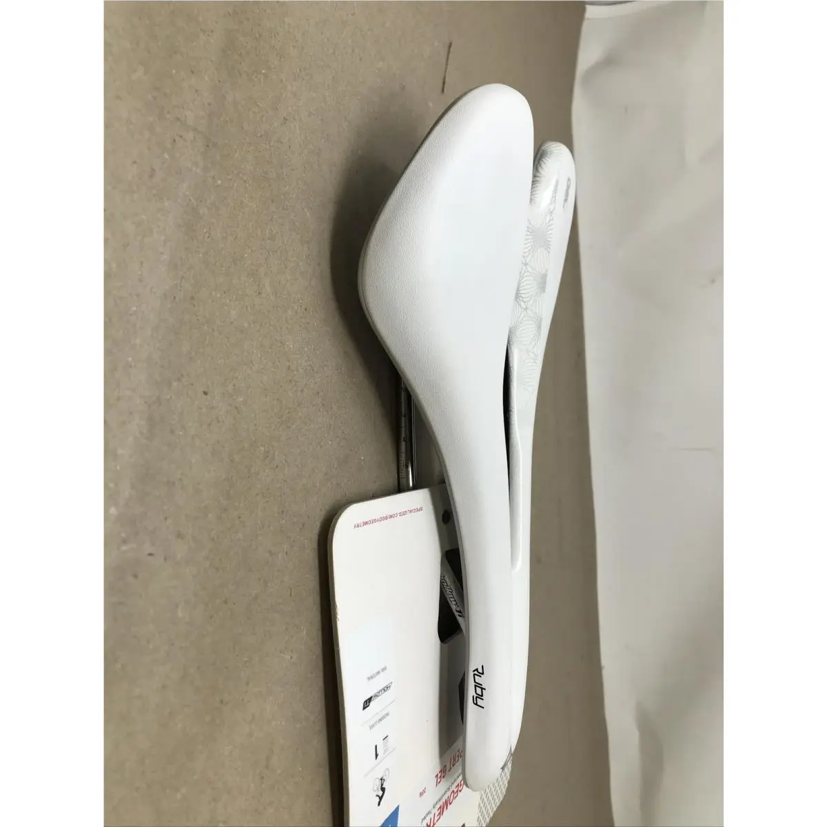 Specialized  - Ruby Expert Gel - Ruby Expert Gel - White (UPC: 719676298146) 1