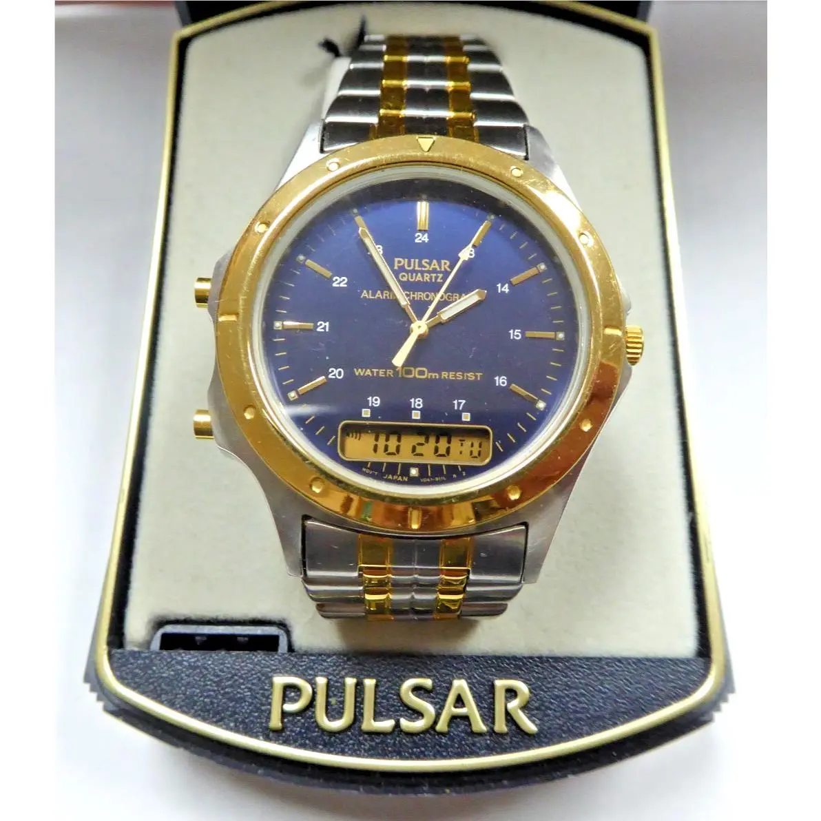 Vintage  V041-9100 Ana-digi Alarm Chronograph 39mm Two Tone Old Stock by Pulsar