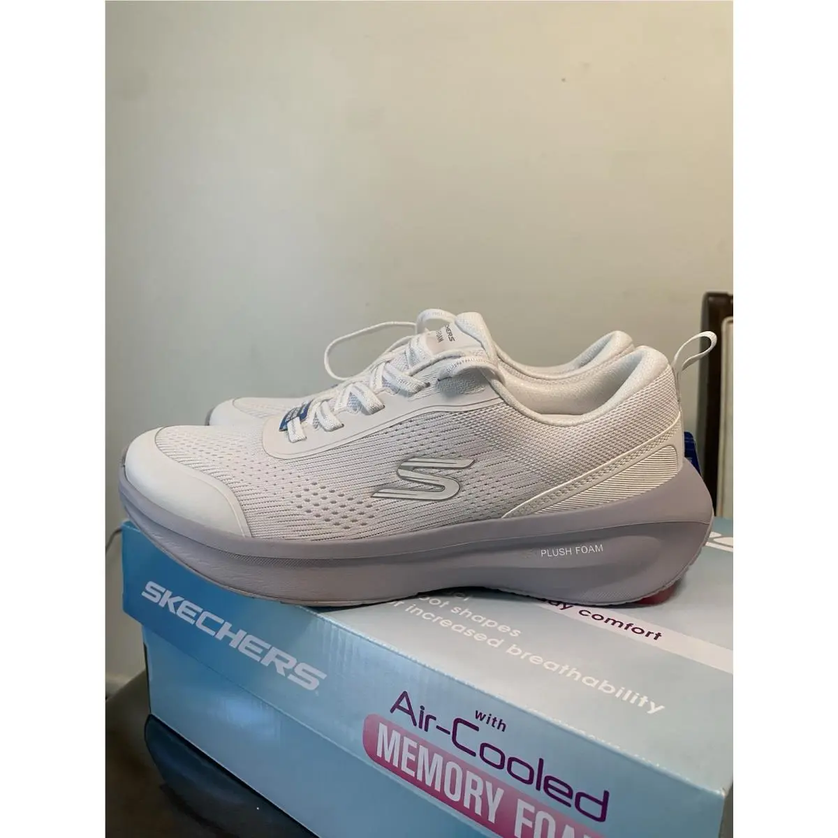 Skechers shoes - SKECHERS PLUSH FOAM - PLUSH FOAM - 150572 WLV - White/Lavender 3