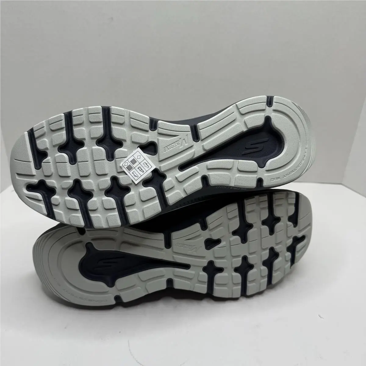 Skechers shoes - Skechers GO RUN Consistent 2.0 Lockhart - Gray (UPC: 0199025125086) 4