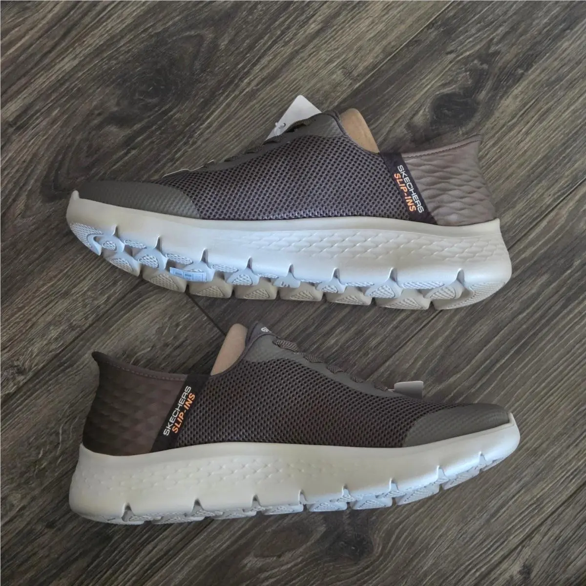 Skechers shoes - GO WALK Flex Hands Up - Brown 1