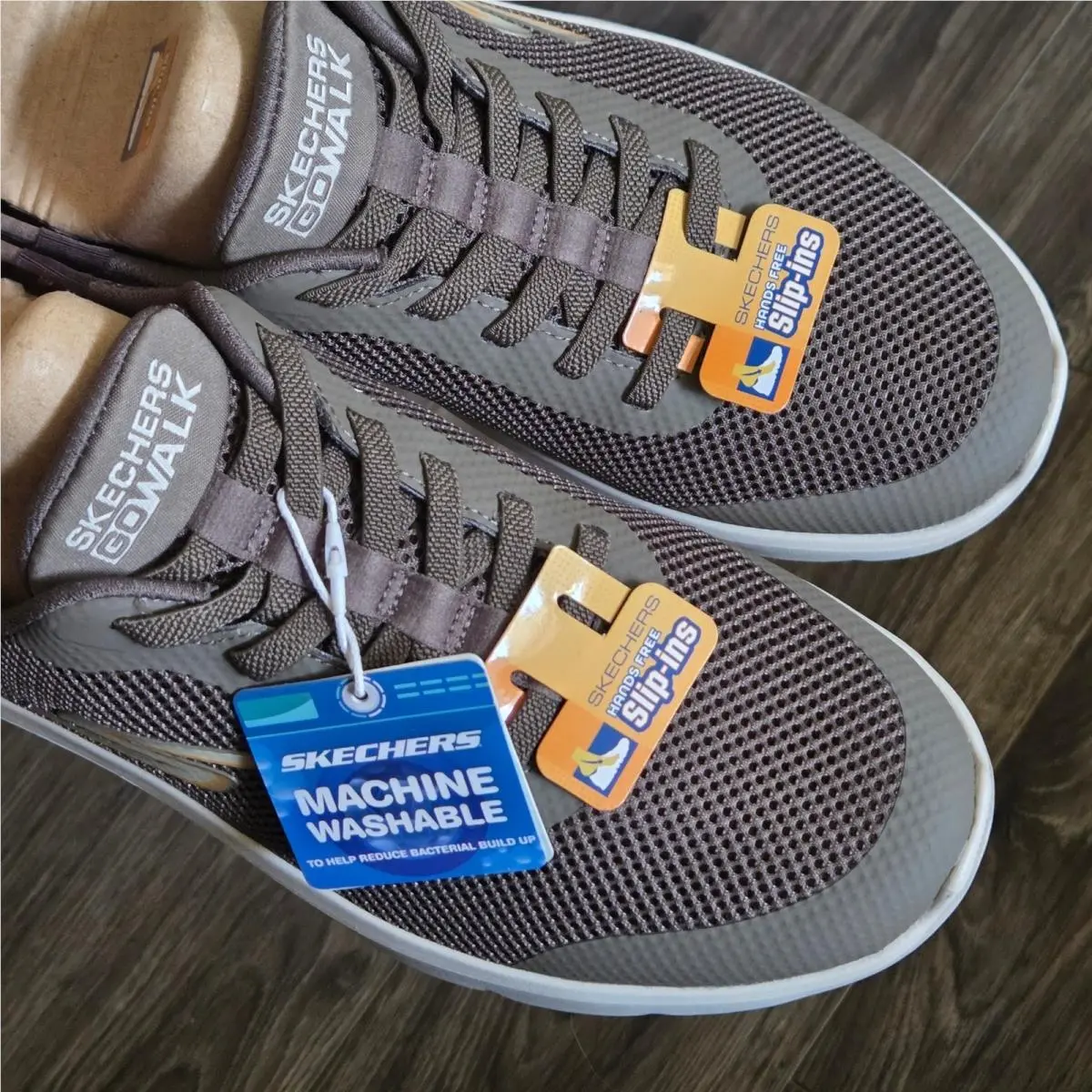 Skechers shoes - GO WALK Flex Hands Up - Brown 6