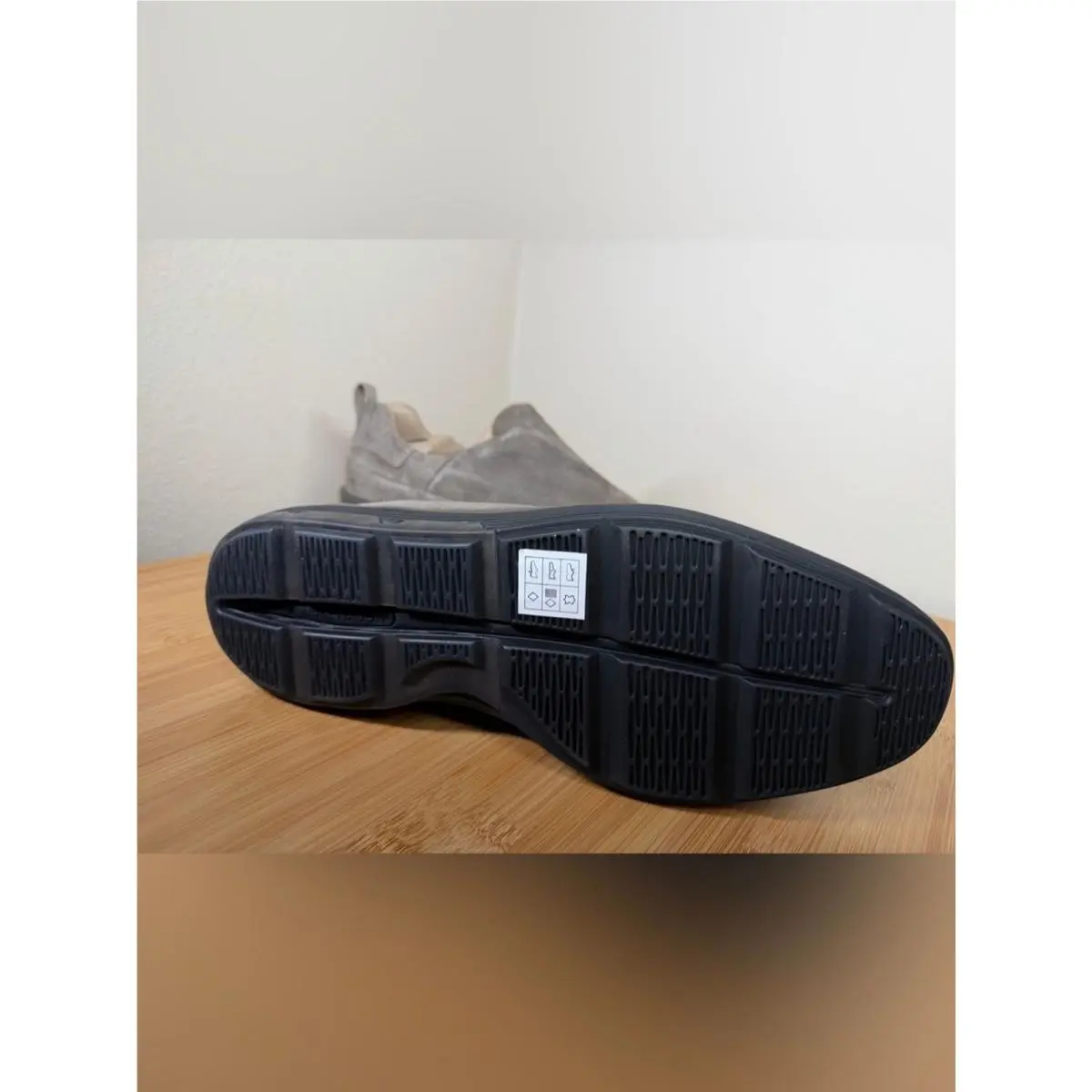 Skechers shoes - Tan 8