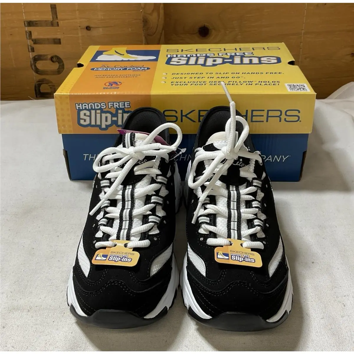 Skechers shoes - SKECHERS D`Lites - Black/White 0
