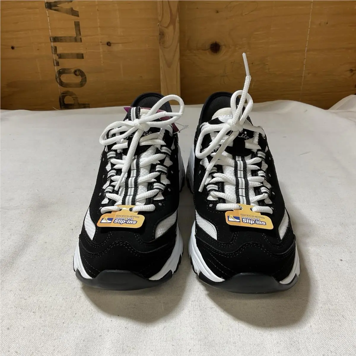 Skechers shoes - SKECHERS D`Lites - Black/White 2