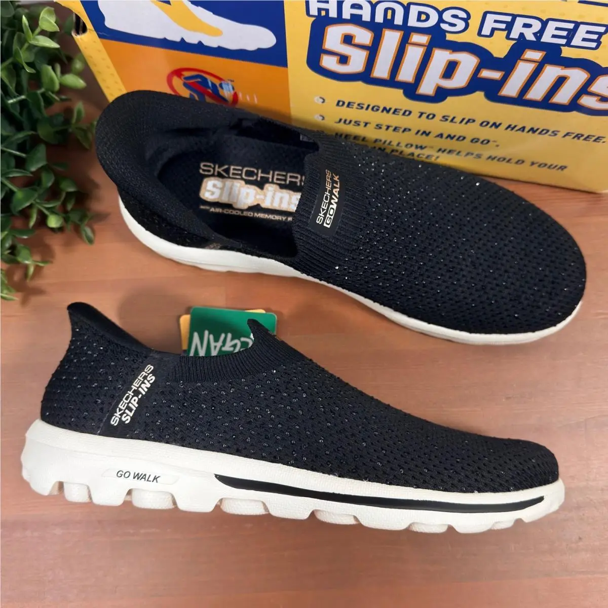 Skechers shoes - Go Walk Travel-Amara - Walk - Black 0