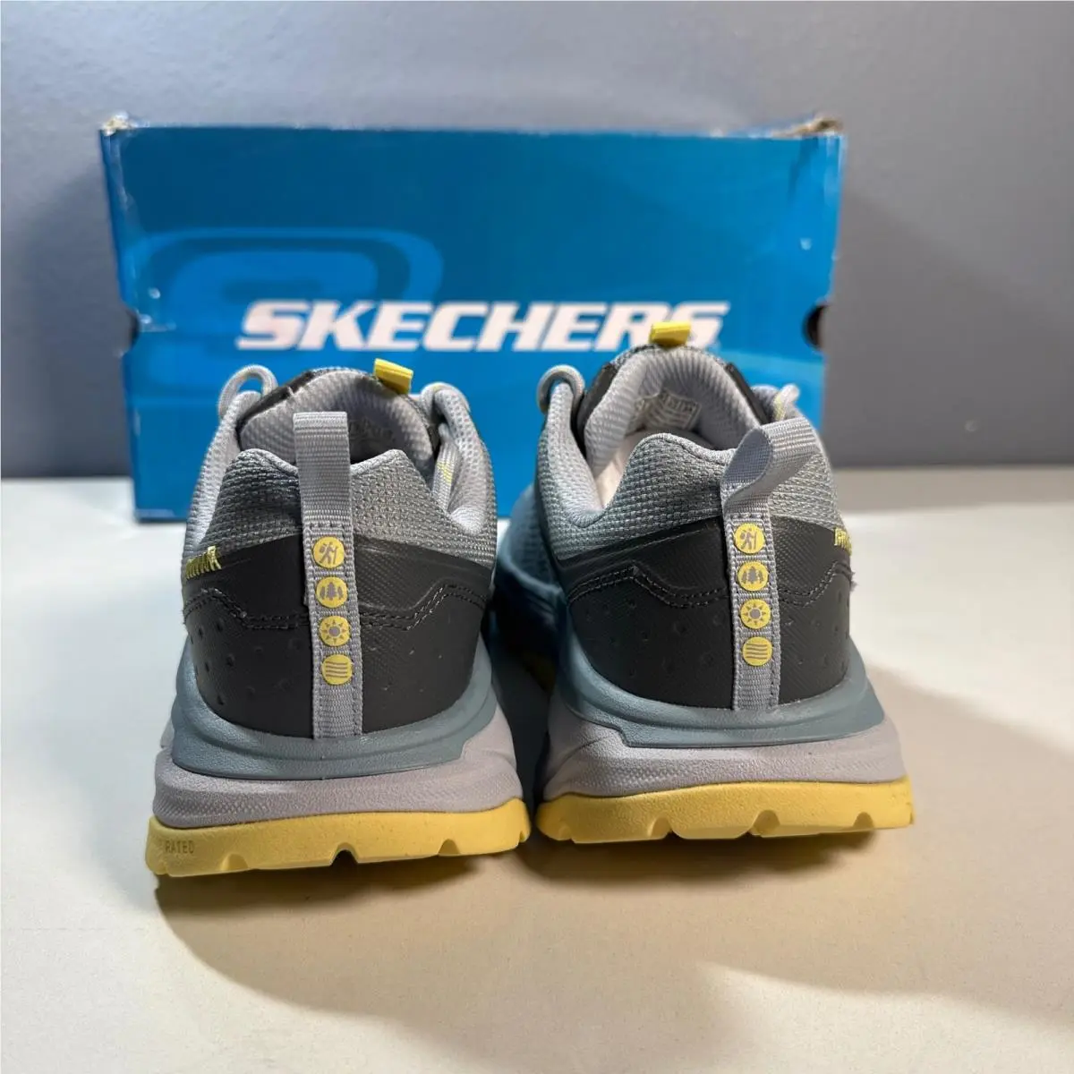 Skechers shoes - D`Lux Journey - Journey - Gray 5