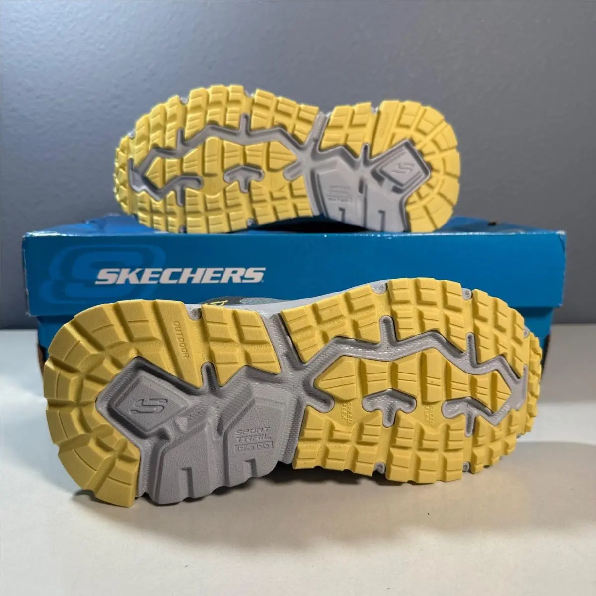 Skechers shoes - D`Lux Journey - Journey - Gray 1