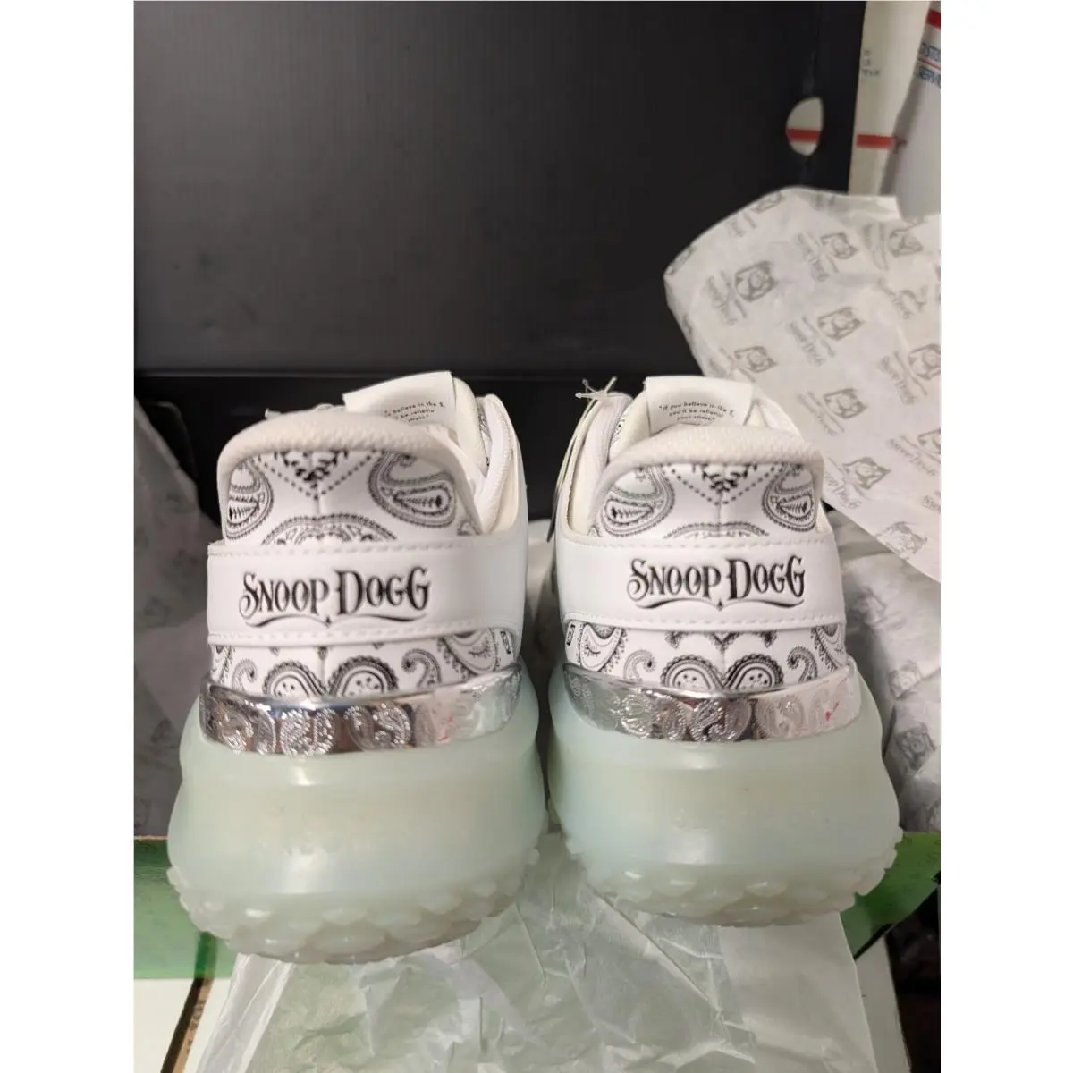 Skechers shoes - Skechers Snoop Dogg - Snoop Dogg - White (UPC: 198376182021) 11