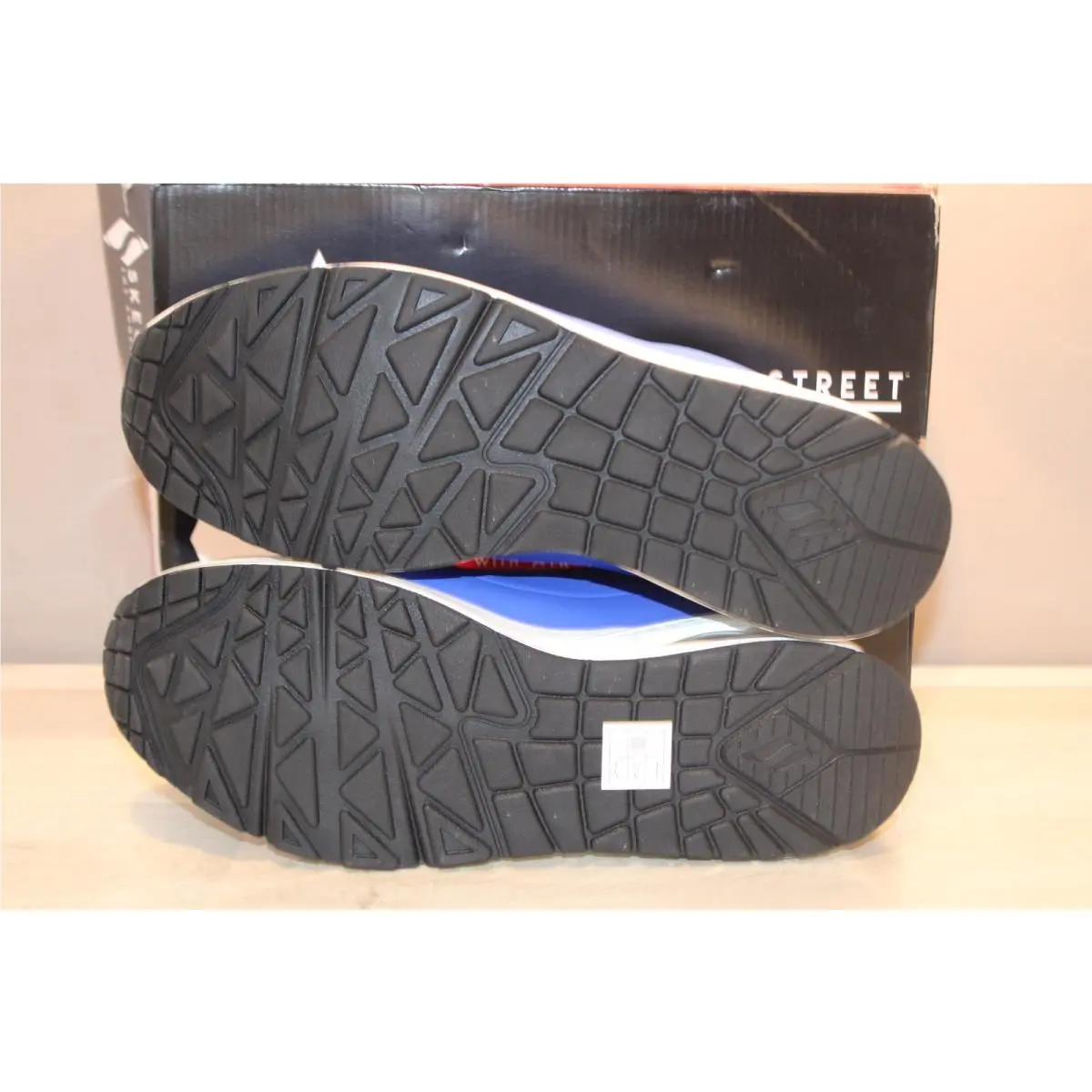 Skechers shoes - SKECHERS UNO STAND ON AIR - 52458/BLW - Blue 6