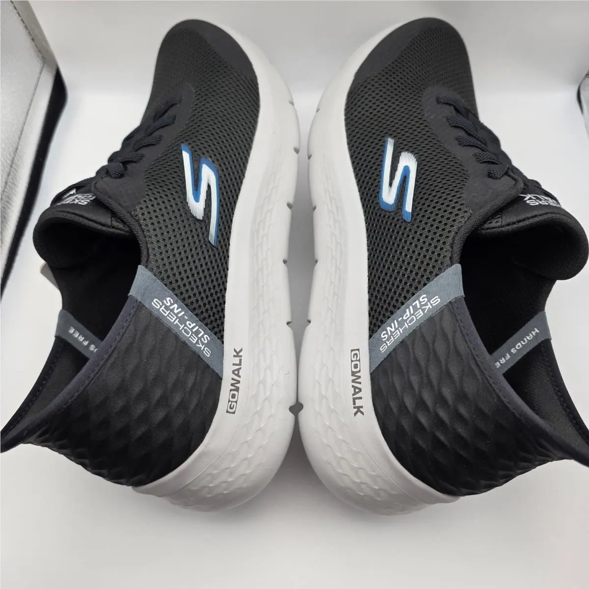 Skechers shoes - Skechers Go Walk Flex Hands Up - Black 2