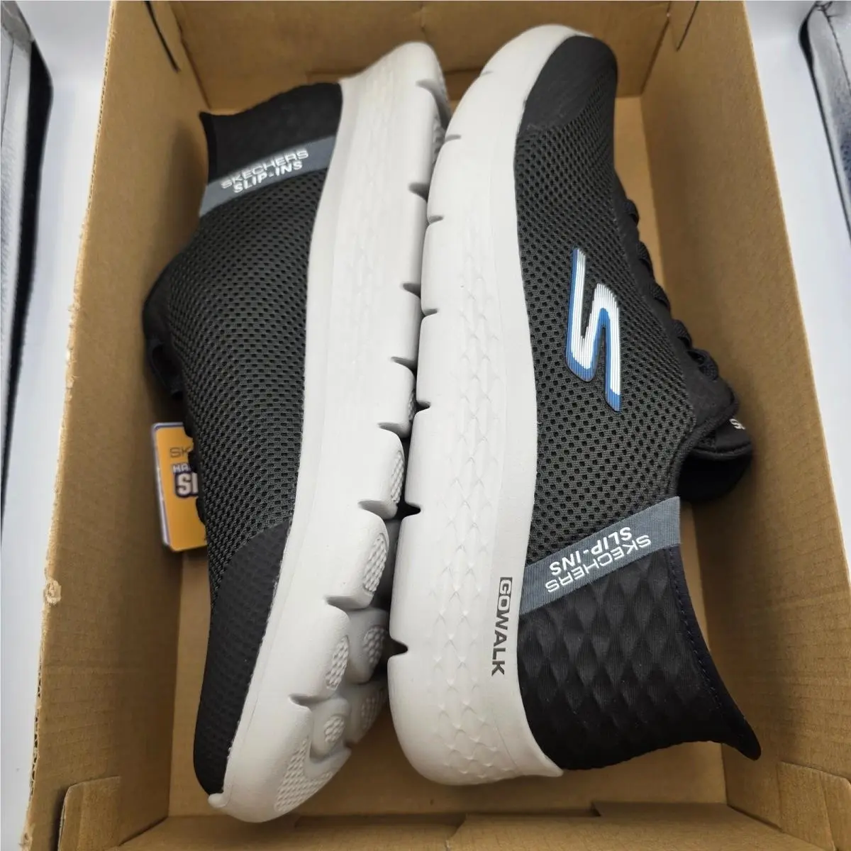 Skechers shoes - Skechers Go Walk Flex Hands Up - Black 8
