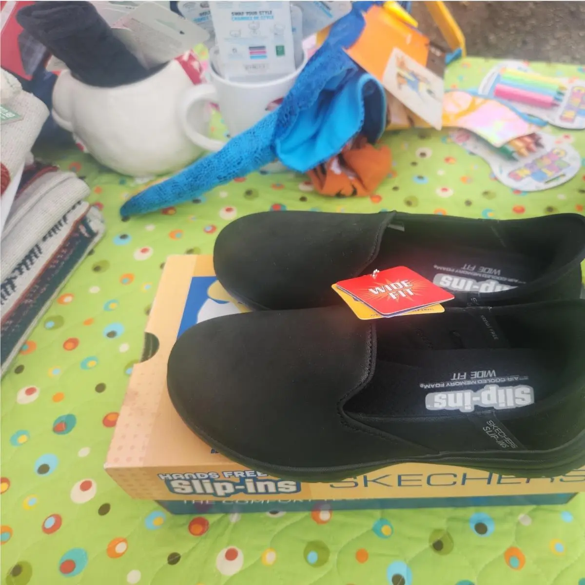 Skechers shoes - Black (UPC: 196989673707) 1