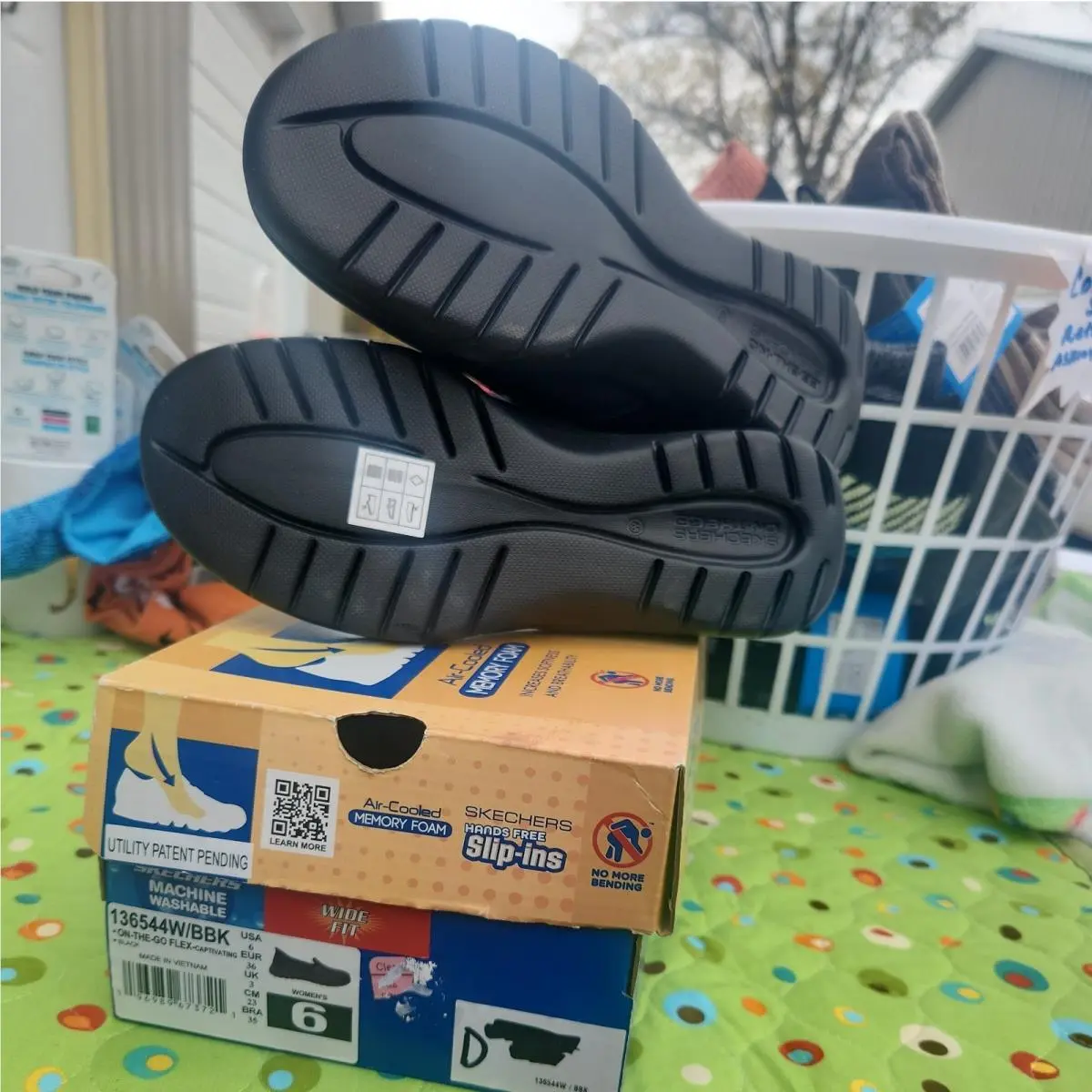 Skechers shoes - Black (UPC: 196989673707) 2