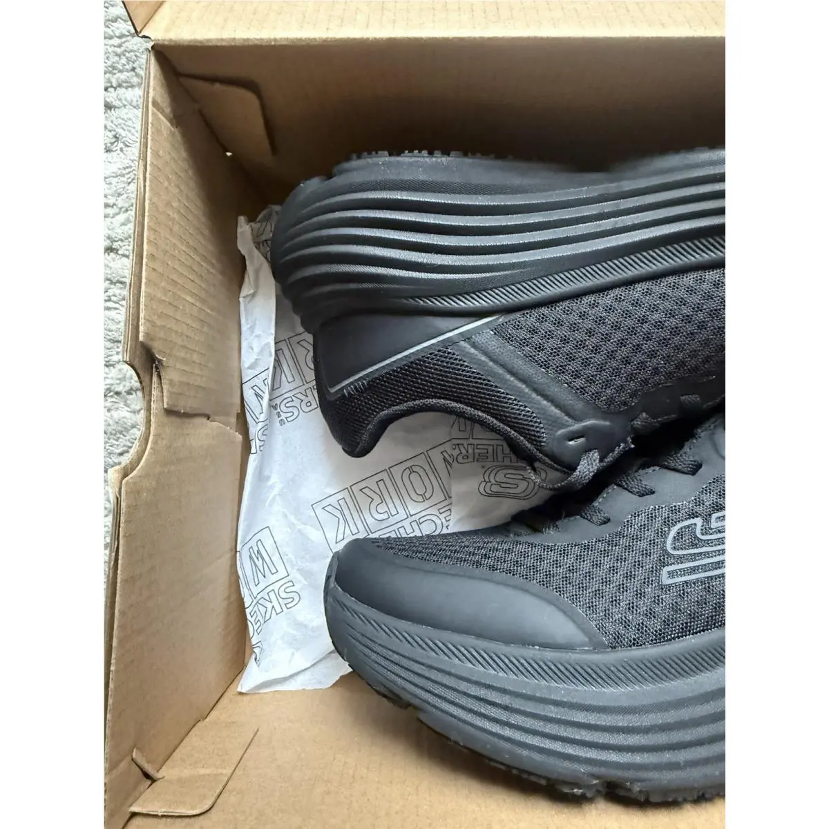 Skechers shoes - Work Slip-Resistant: Max Cushioning Endeavour - 108367 BLK - Black 0