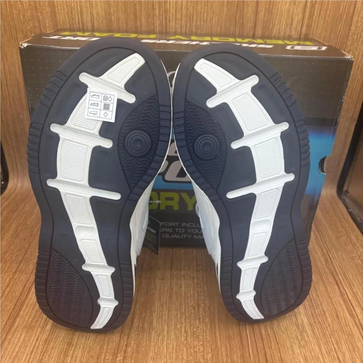 Skechers shoes - Durham-Delck 232730WW/WNV - White 2