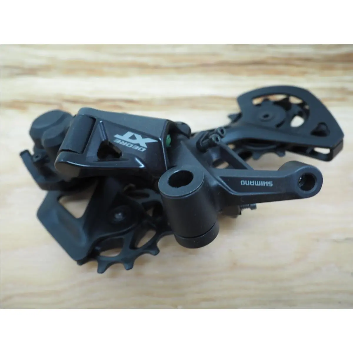 Shimano  - RD-M8100-SGS - RD-M8100-SGS - Black 1