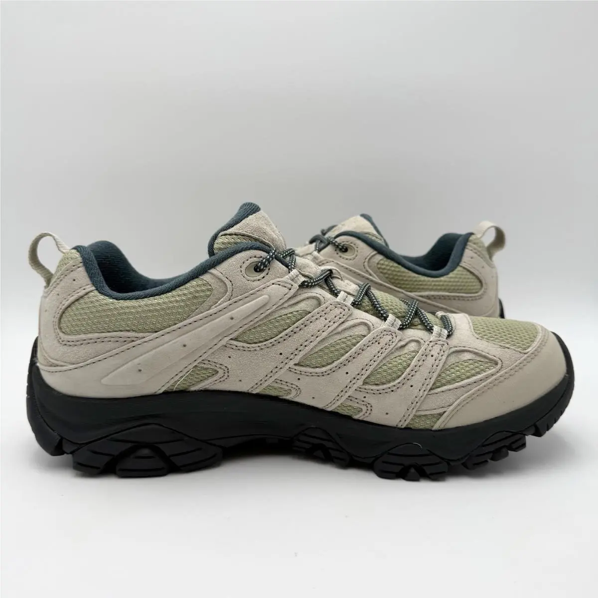 Merrell shoes - Tan 2