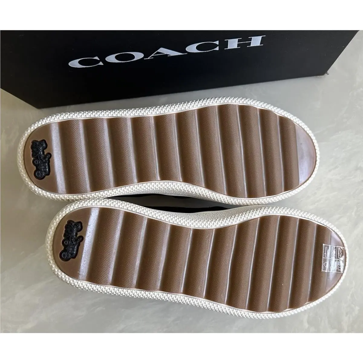 Coach shoes - G3766 - G3766 - Black (UPC: 192643902916) 2