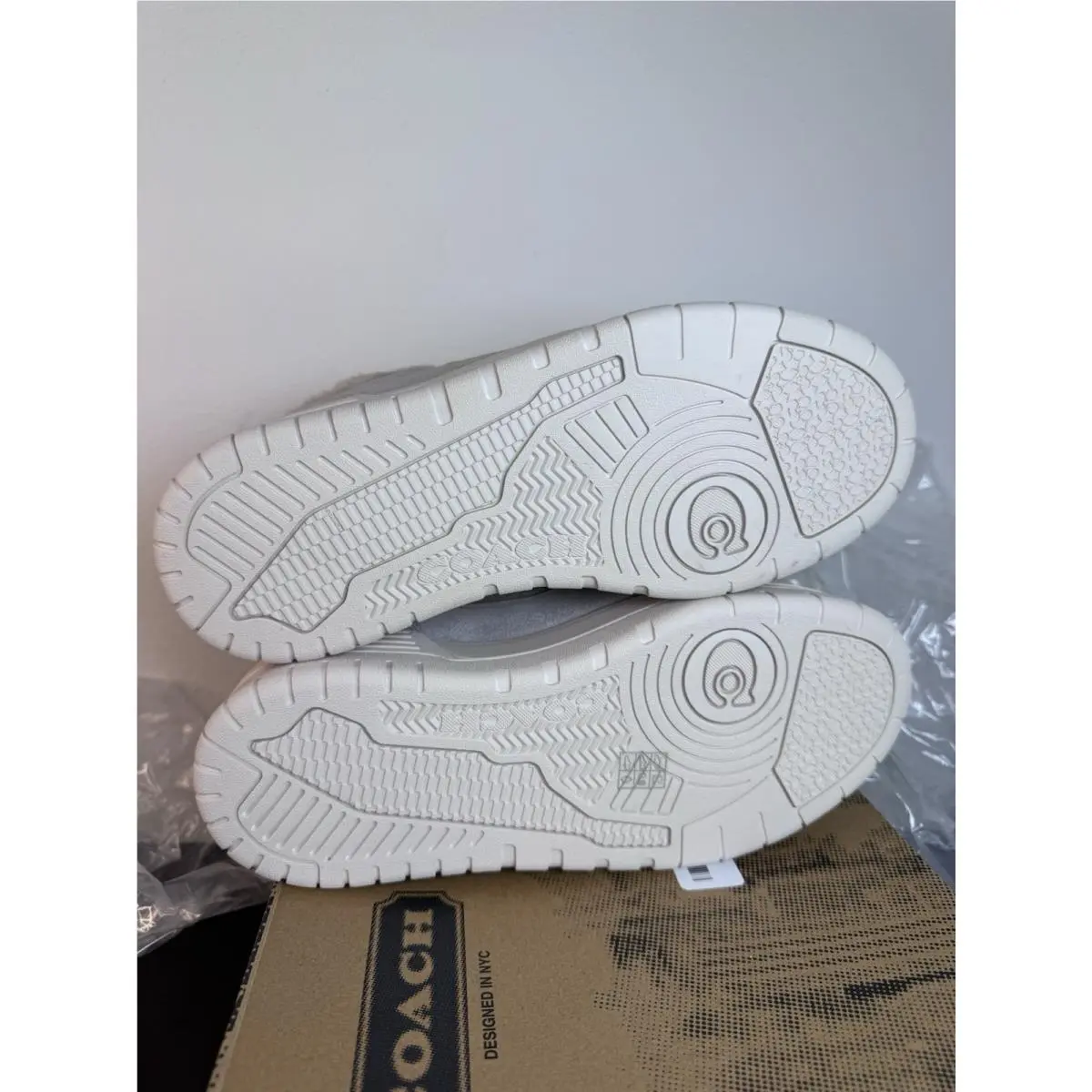 Coach shoes - CCI38 - Chalk/Grey Birch (UPC: 0196395944996) 4