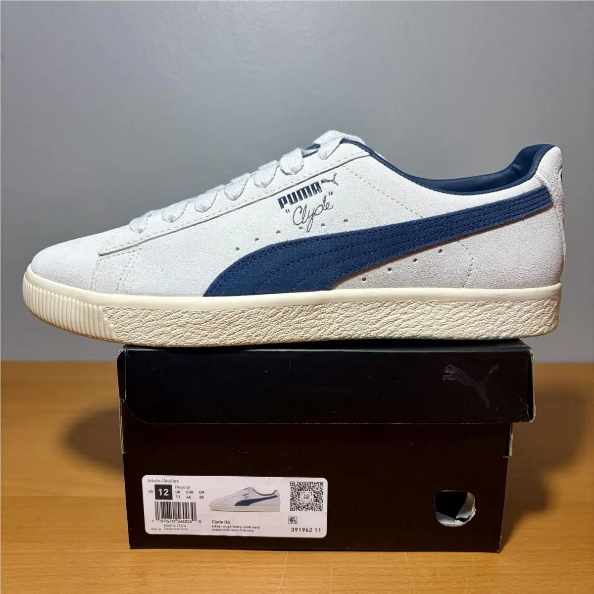 Puma shoes - PUMA Clyde - Clyde - 391962 11 - Silver 0