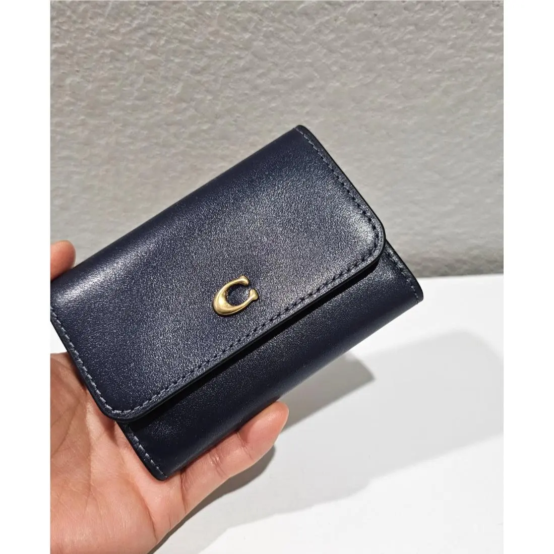 Coach CCW82 Essential Flap Card Case Navy Color Refined Calf Leather