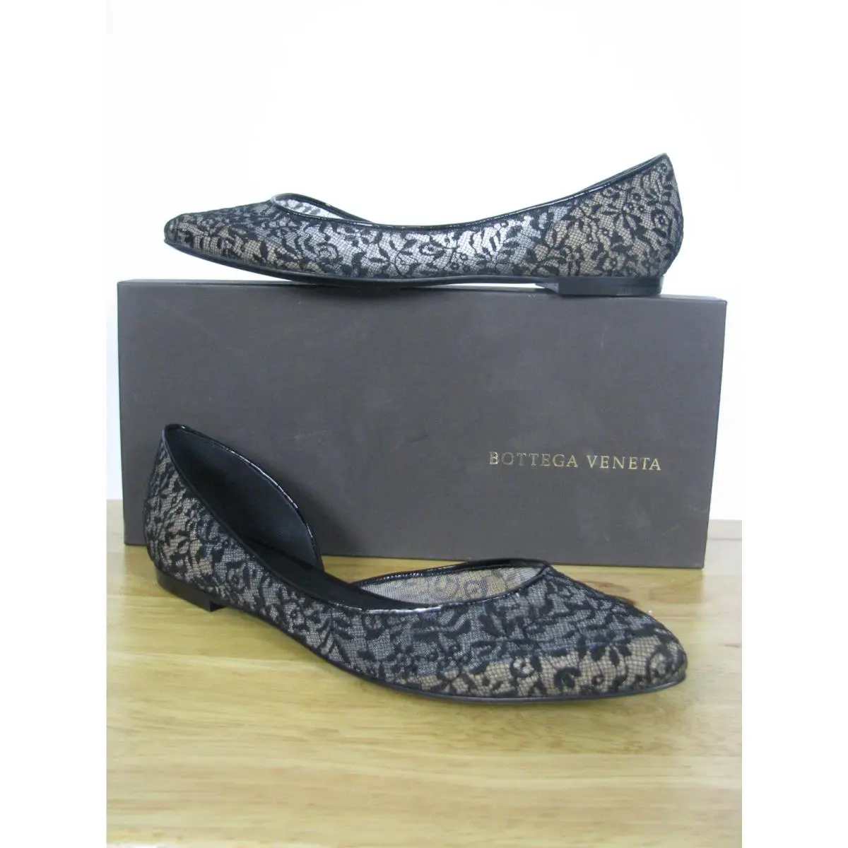 Classic  Black Lace Mesh Ballerina Ballet sz 40 IT by Bottega Veneta