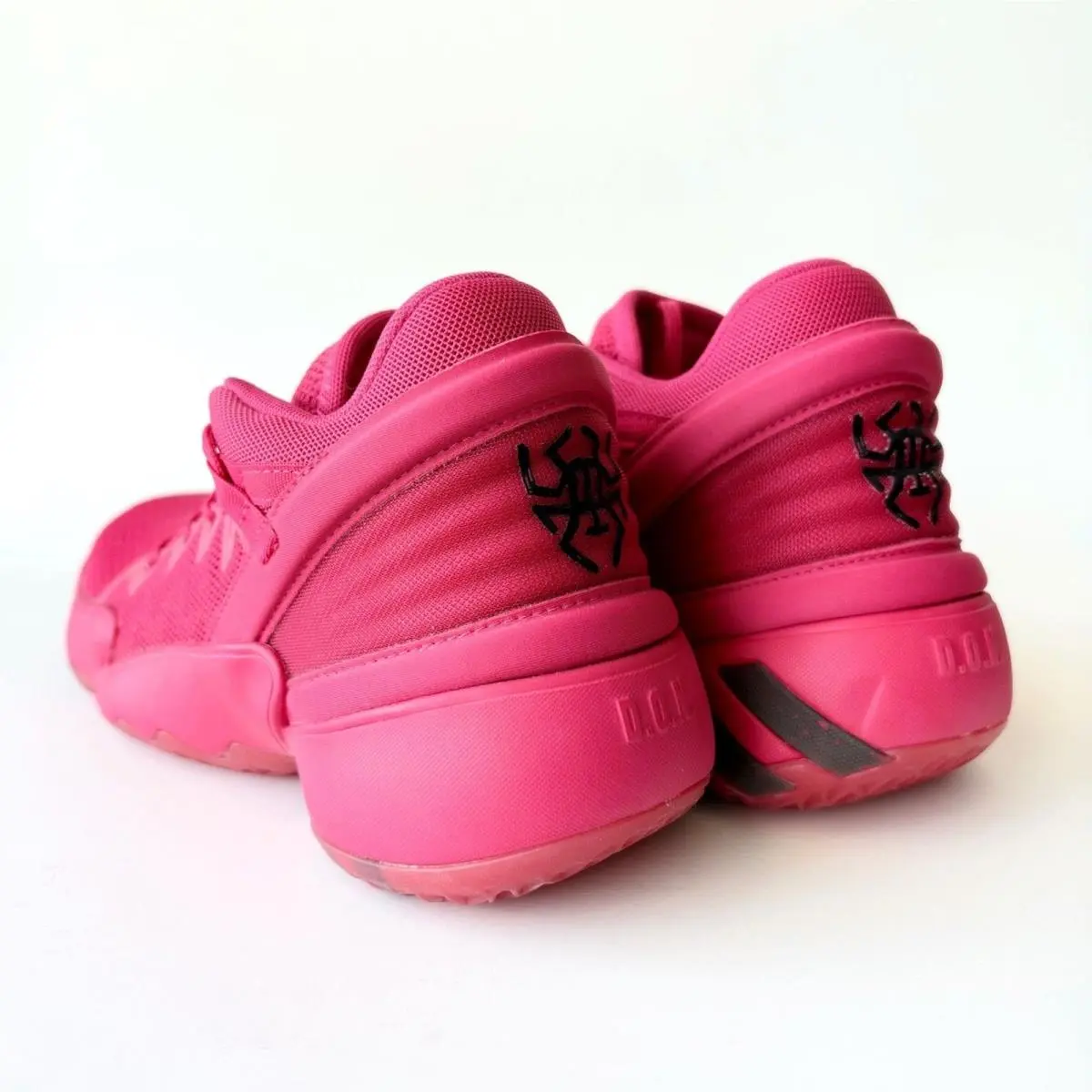 Adidas shoes - adidas D.O.N. Issue - Issue - Red 2