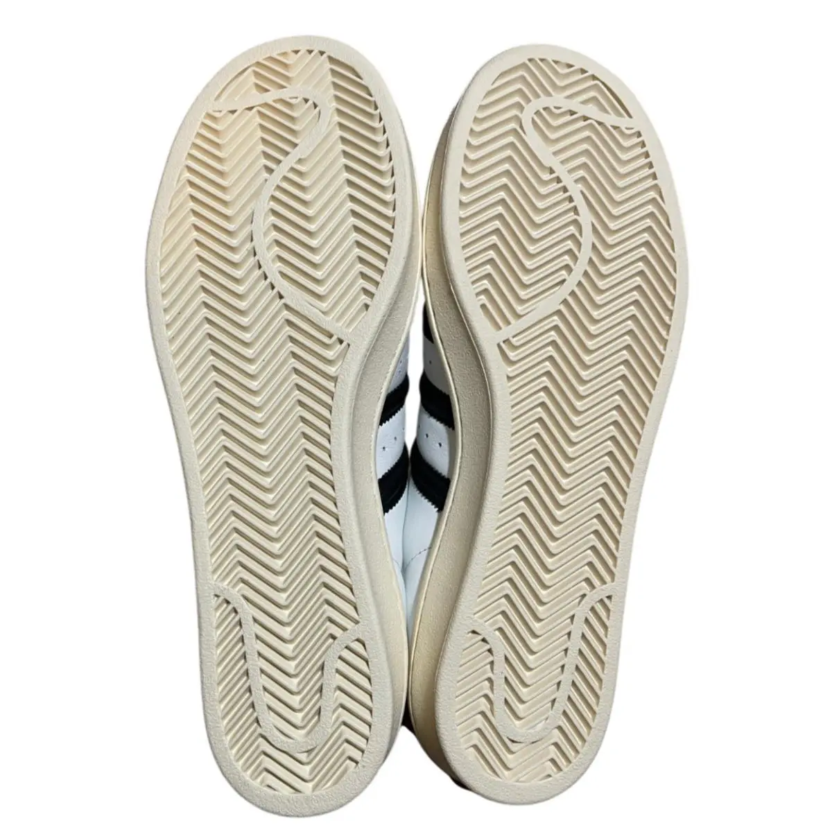 Adidas shoes - adidas Originals Superstar - Originals Superstar - White 4