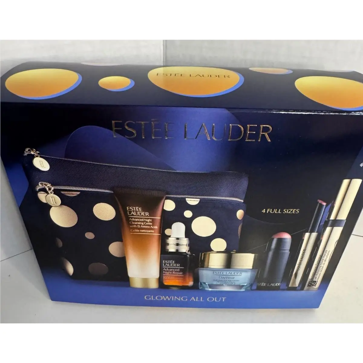 Glowing All Out Gift Set Advanced Night Repair Serum Revitaliz by Estée Lauder