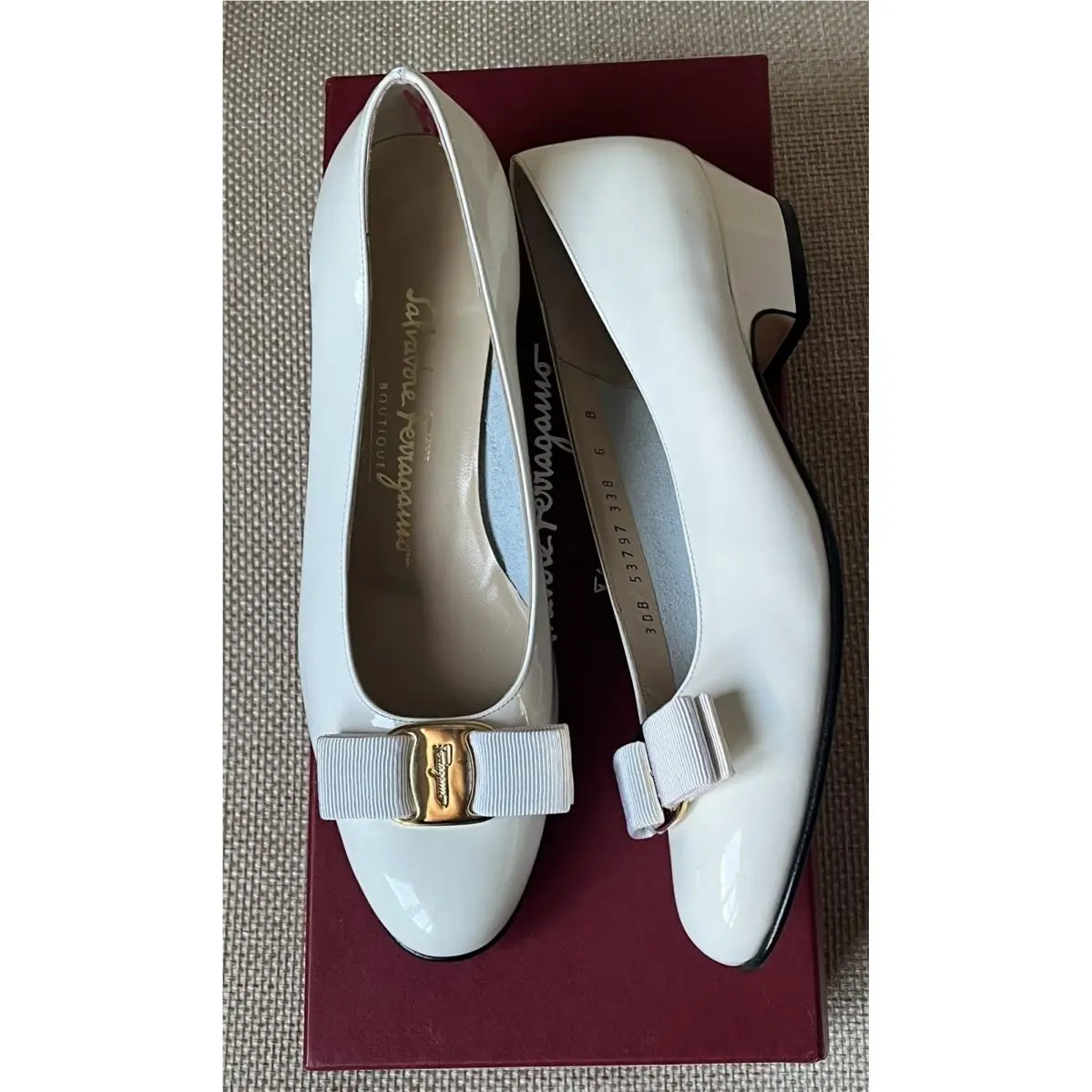 Salvatore Ferragamo shoes - Salvatore Ferragamo Vara - Vara - White 0