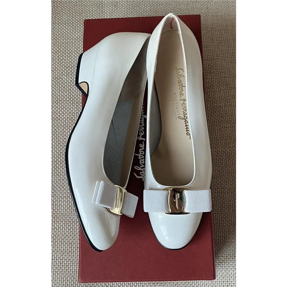 Salvatore Ferragamo shoes - Salvatore Ferragamo Vara - Vara - White 1