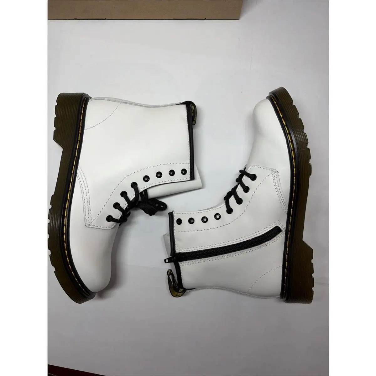Dr. Martens shoes - Kid `s Collection 1460 - Kid Collection - White (UPC: 0190665321661) 1