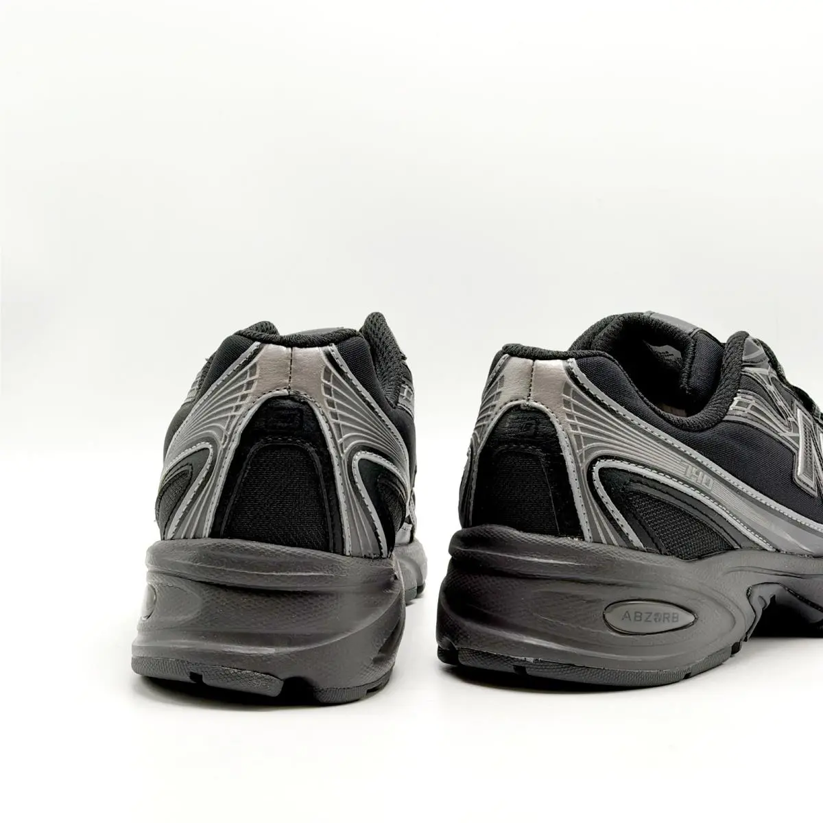 New Balance shoes - New Balance 740 - U7403B6 - Black 2