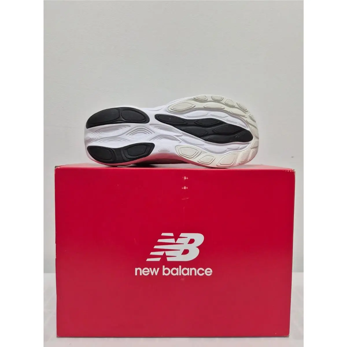 New Balance shoes - NEW BALANCE FRESH FOAM X 1080 v14 - M1080W14 - White 2