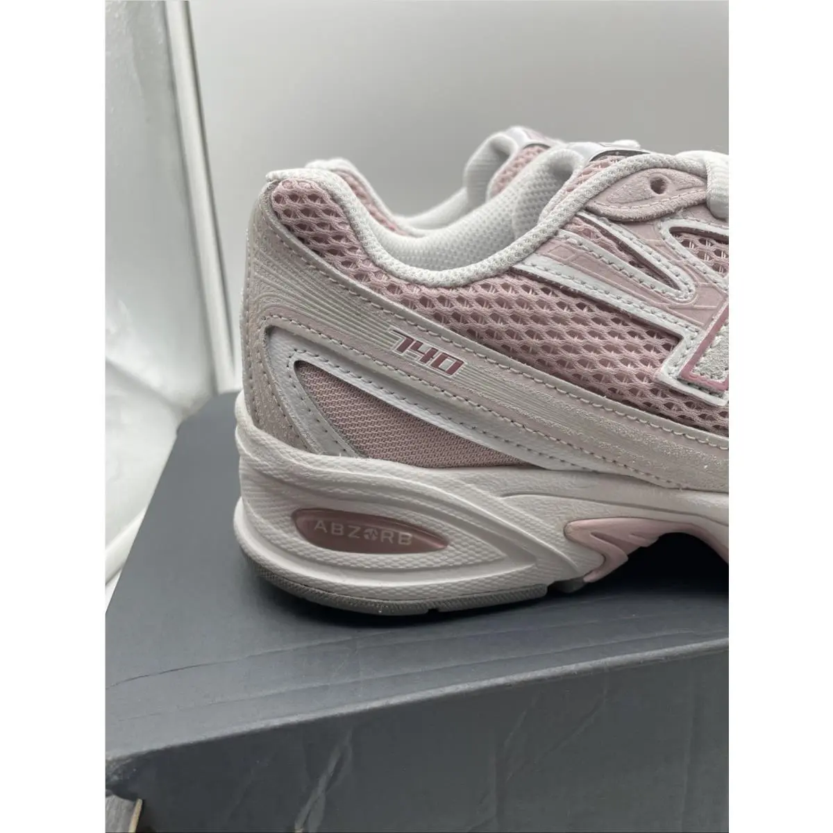 New Balance shoes - New Balance 740 - Pink 1