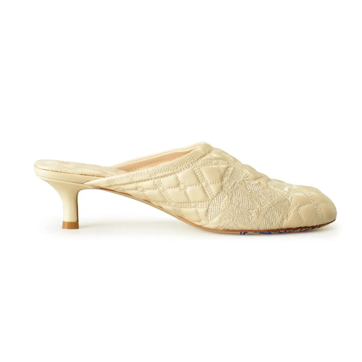 Burberry shoes - Soap (ivory) (UPC: 5045705932862) 2