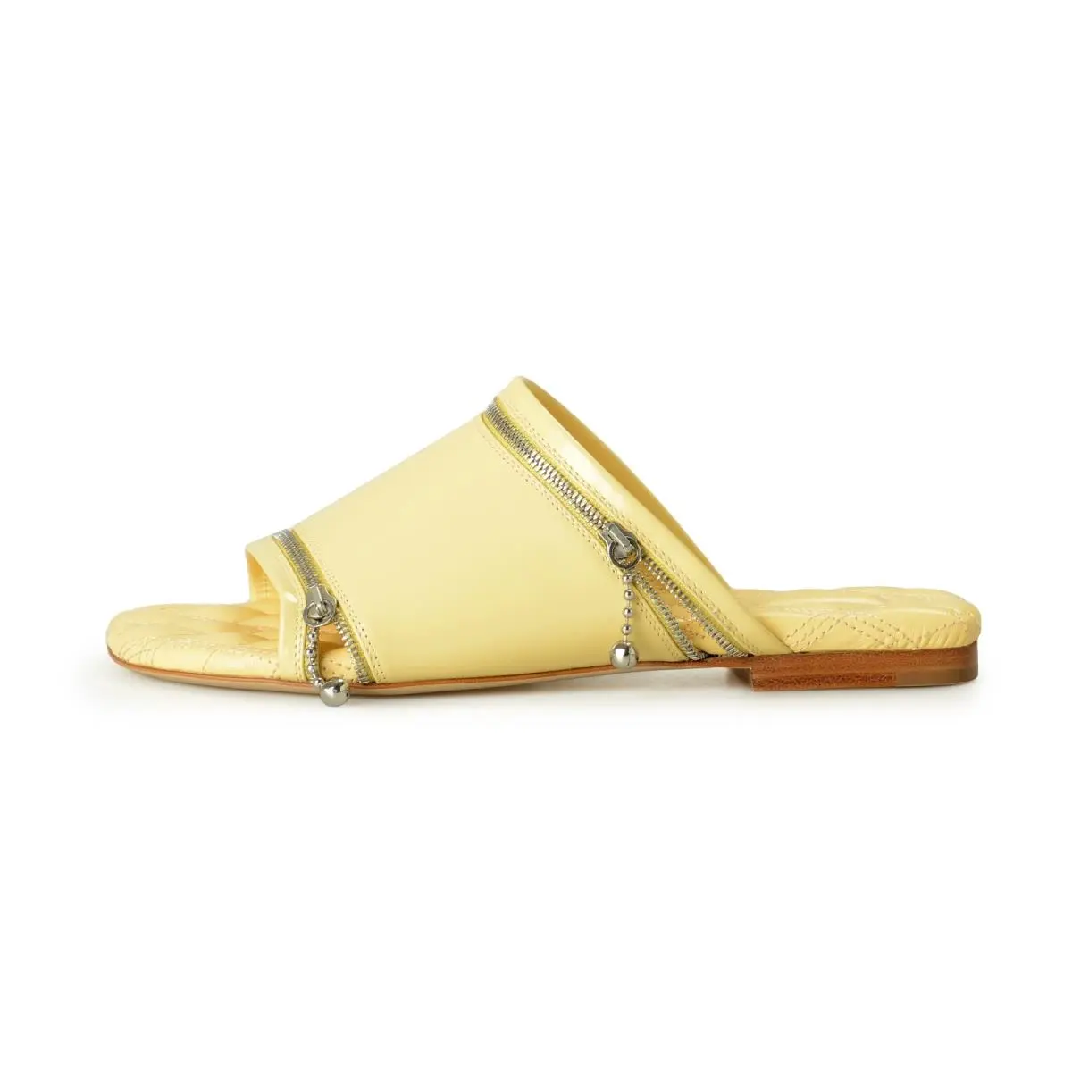 Burberry shoes - Daffodil (UPC: 5045705200428) 0