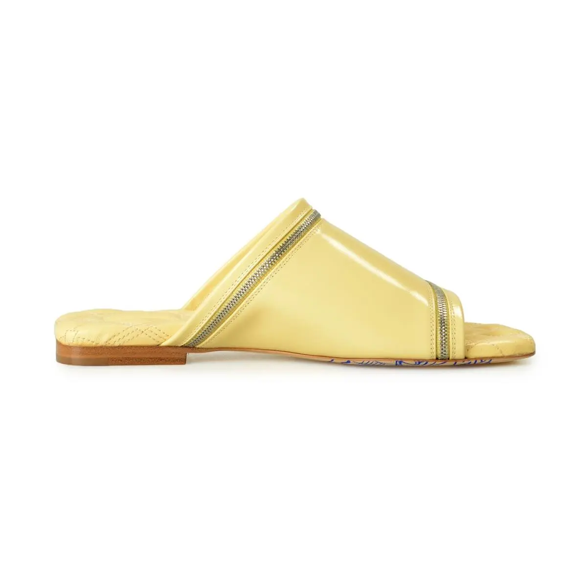 Burberry shoes - Daffodil (UPC: 5045705200428) 2