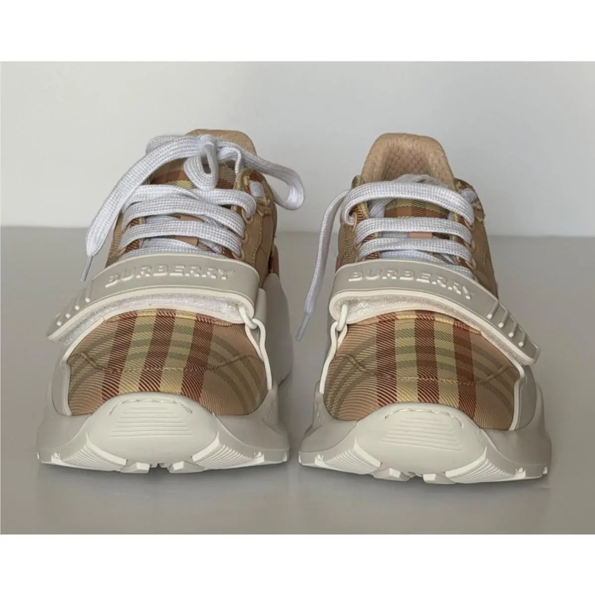 Burberry shoes - Teacup 2
