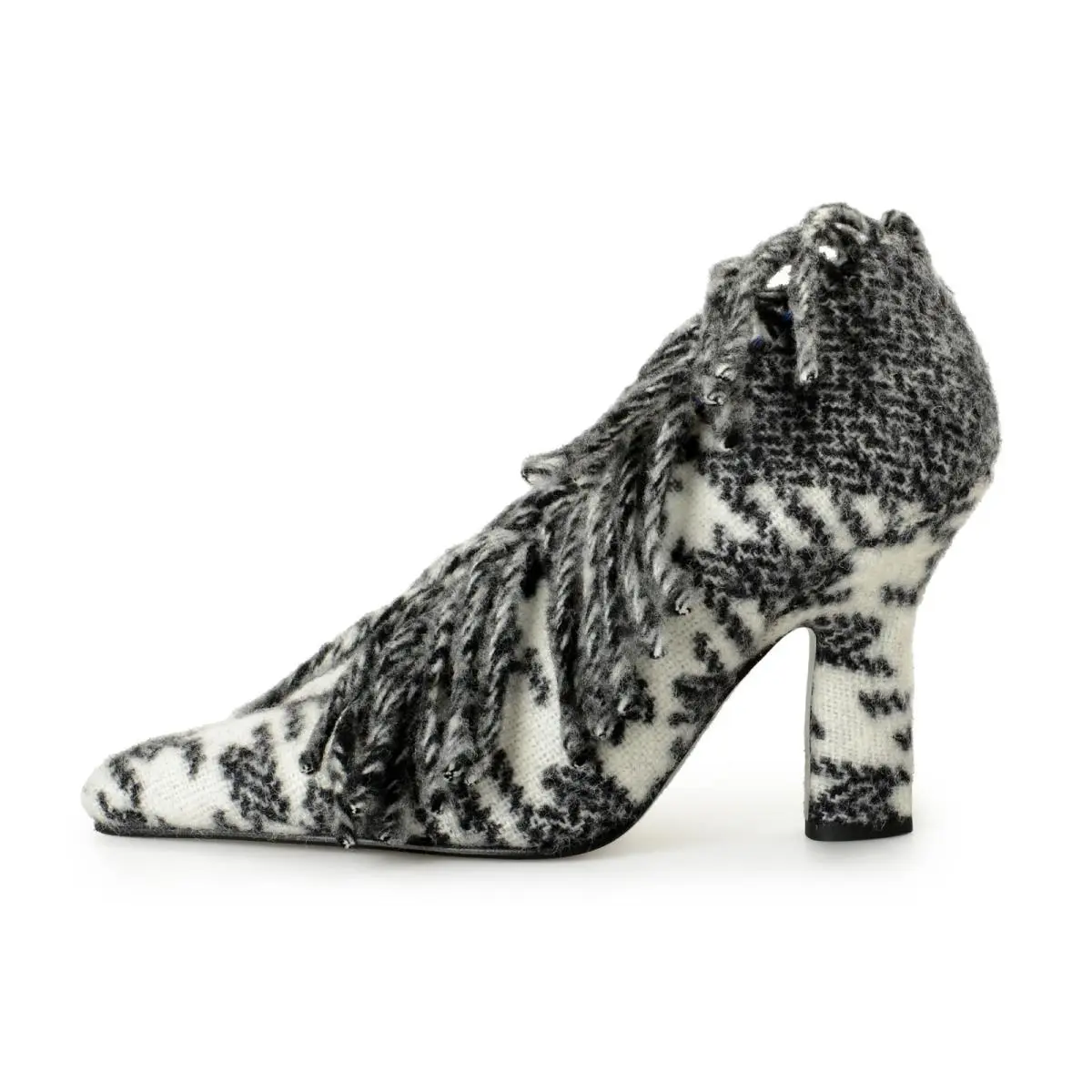 Burberry shoes - Black Ip Check (UPC: 5045705169763) 0