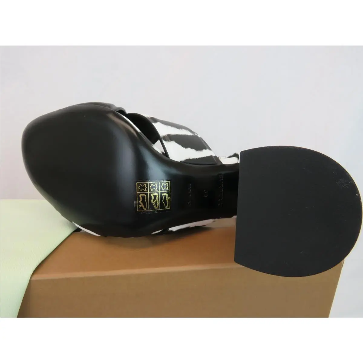 Burberry shoes - BURBERRY CASTLEBAR - CASTLEBAR - Black (UPC: 5045621719516) 9